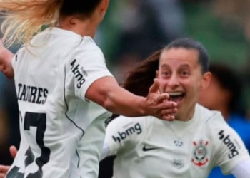 Brasileiro Feminino: Corinthians vai às semifinais e enfrenta o Bahia