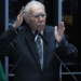Ex-presidente José Sarney é internado com quadro de pneumonia