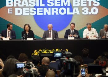 Governo cria terceira fase do Desenrola com compra de dívidas pela Uni