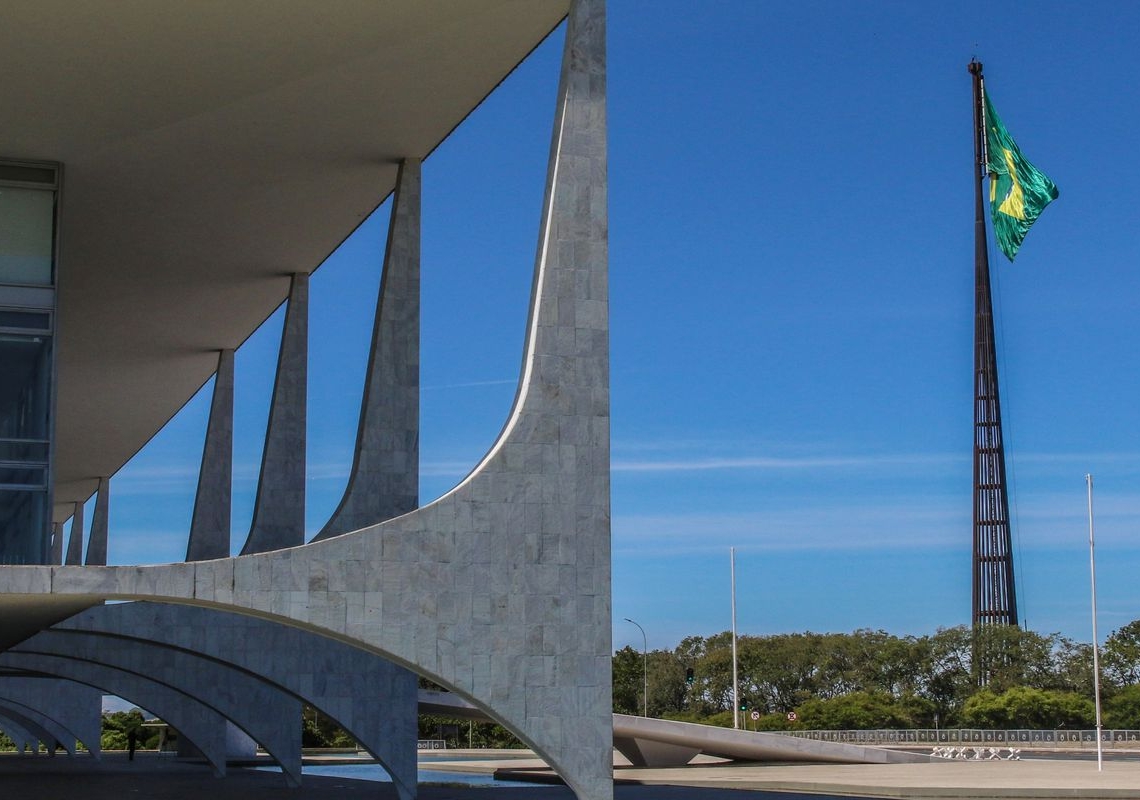 Frente de prefeitos apresenta carta com propostas aos presidenciáveis