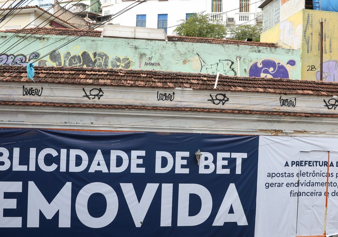 Saiba como as bets adoeceram e endividaram os brasileiros