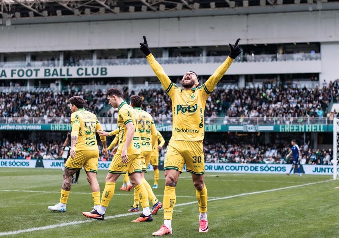 Mirassol vence e mantém Vasco e Internacional na zona de rebaixamento