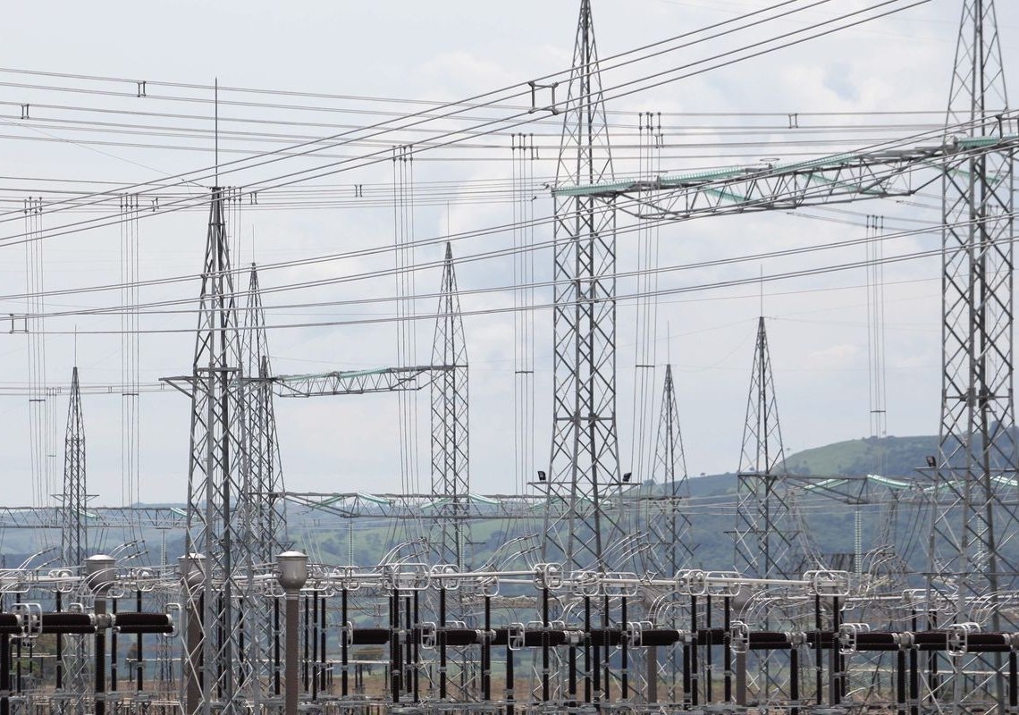 Aneel prevê três leilões de transmissão de energia em 2027