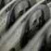 Ibovespa cai 2,68%, e dólar fecha em leve baixa a R$ 5,34