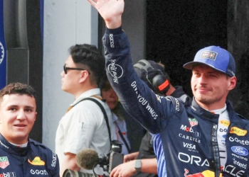 Na Malásia, Verstappen faz sua primeira pole position da temporada