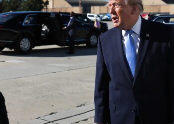 Trump questiona eleição brasileira e Alckmin rebate: “equivocado”