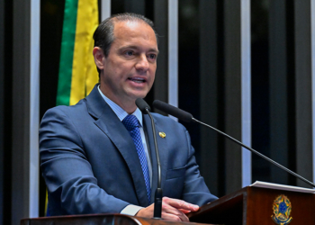 Recém-empossado, Renzo Braz promete trabalhar pelo setor produtivo — Senado Notícias