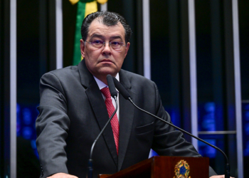 Eduardo Braga agradece a eleitores do AM e faz balanço do mandato — Senado Notícias