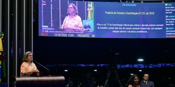 PEC do fim da 6×1 pode ser votada nesta quarta, após quinta sessão de discussão — Senado Notícias