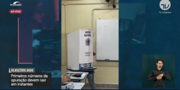 Vídeo: Candidatos à Presidência da República votam em diferentes regiões do país