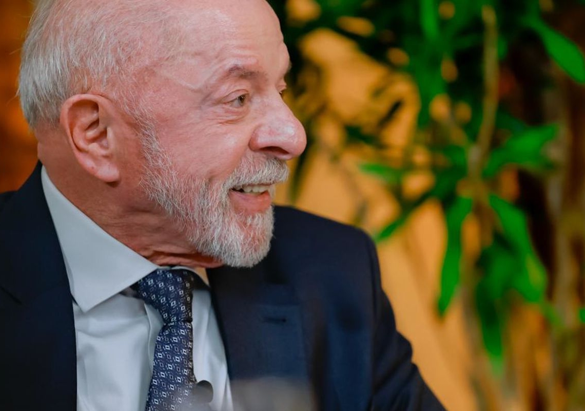Lula diz que vai entregar amanhã ao TSE pedido de abertura de sigilo