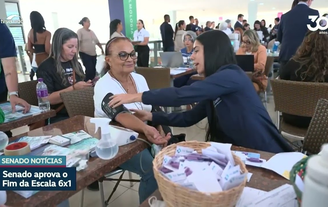 Senado aprova PEC que acaba com a escala 6×1 e reduz jornada para 40 horas — Senado Notícias