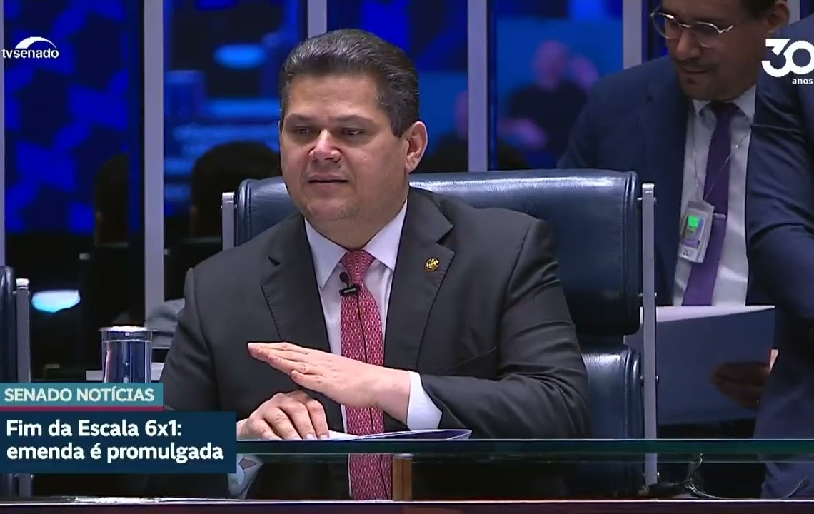 Fim da escala 6×1 é promulgado em sessão do Congresso Nacional — Senado Notícias