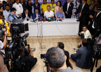 Douglas Ruas critica judicialização da eleição e se declara governador
