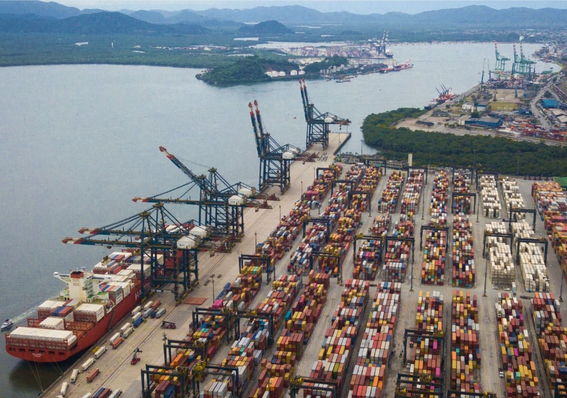 Sindicato aciona MPF contra cobrança a caminhoneiros em pátios do Porto de Santos