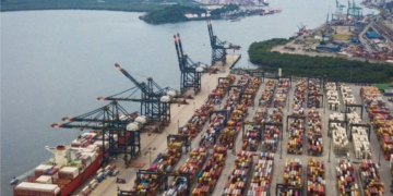 Sindicato aciona MPF contra cobrança a caminhoneiros em pátios do Porto de Santos