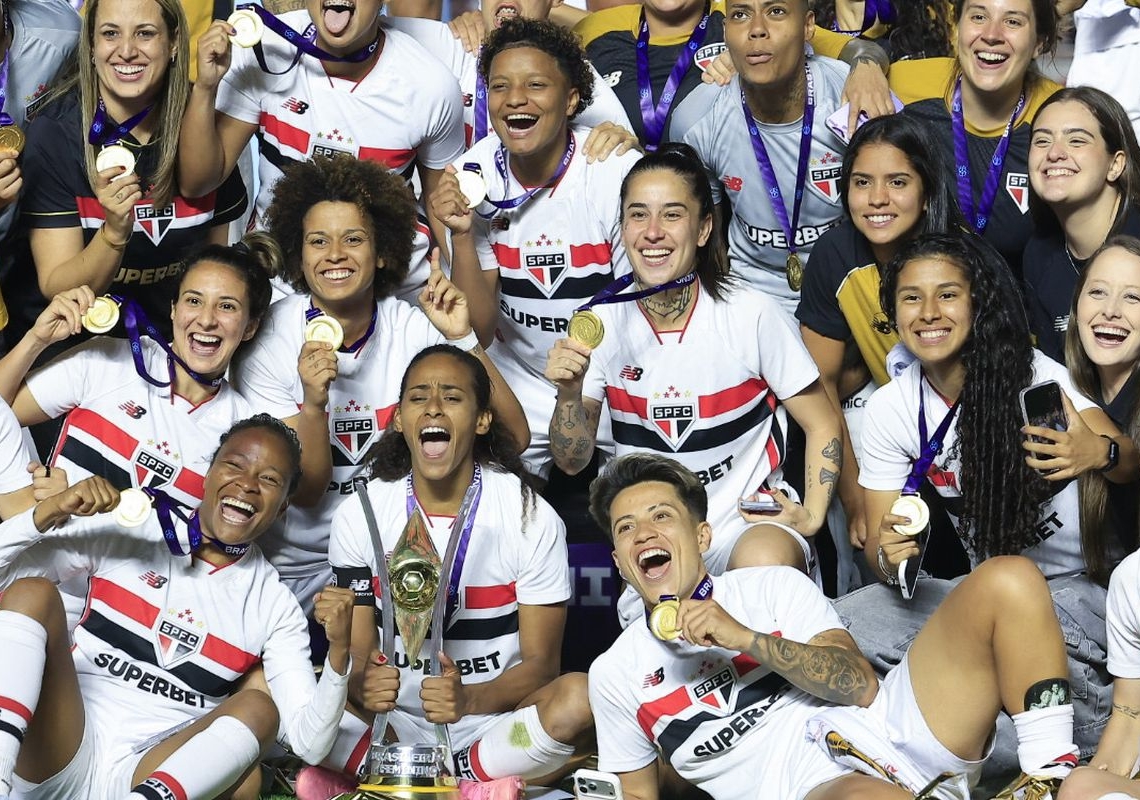 São Paulo segura Corinthians e é campeão brasileiro pela 1ª vez