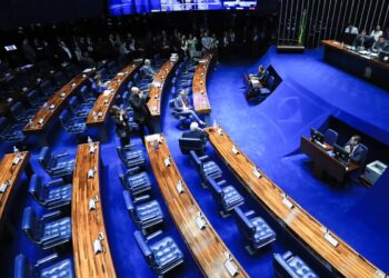 Votos para o Senado exigem atenção redobrada do eleitor