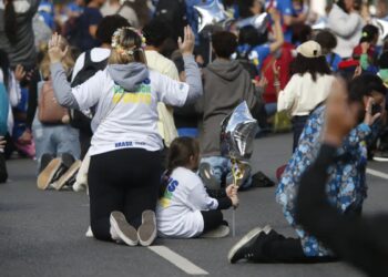 Evangélicos são alvo de disputa, mas rejeitam uso eleitoral de igrejas