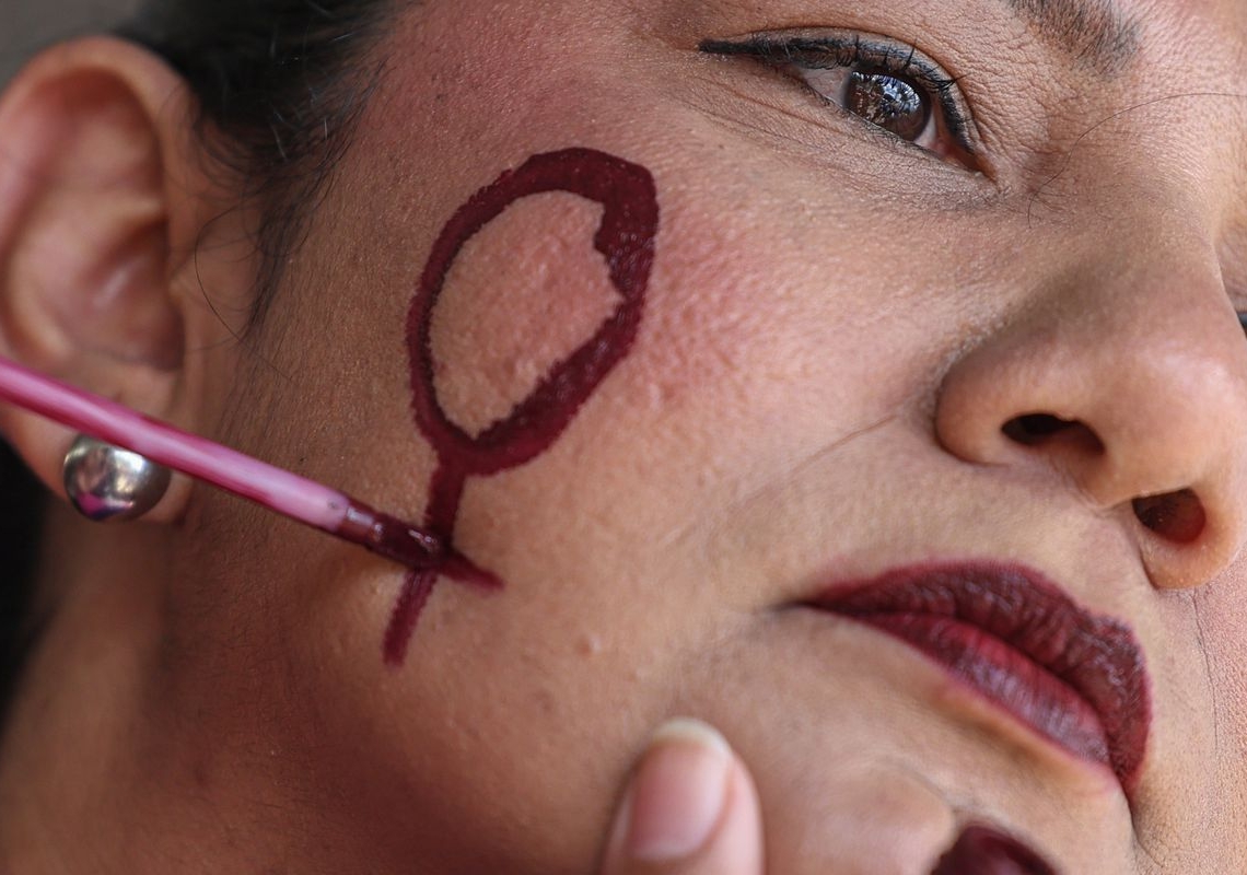 Aumentam agressões políticas em mês de luta contra violência à mulher