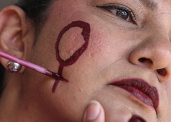 Aumentam agressões políticas em mês de luta contra violência à mulher