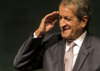 Partido de Flávio, PL reconhece vitória de Lula nas eleições