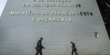 Governo pretende realocar R$ 20 bilhões no Orçamento de 2027