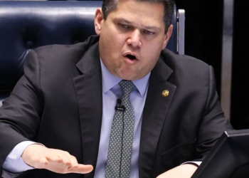 Alcolumbre vai promulgar fim da escala 6×1 nesta sexta