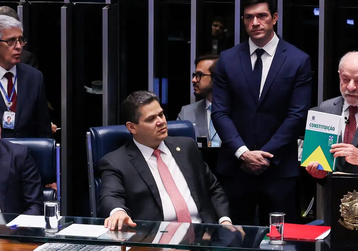 Congresso promulga emenda de aposentadoria especial de agente de saúde