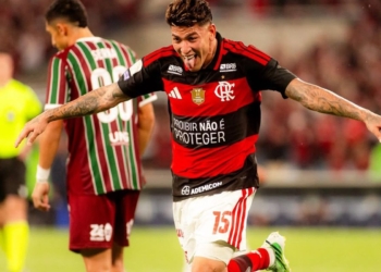 Flamengo mantém a liderança do Brasileirão após rodada de clássicos
